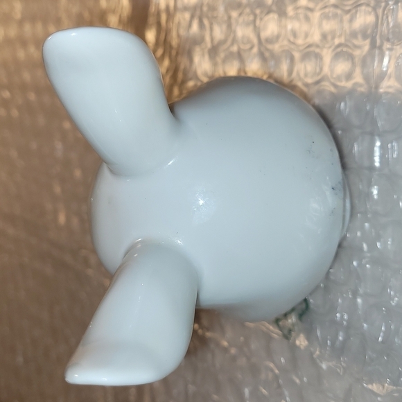 Bunny Rabbit and Rose's Teapot 🫖 - Picture 8 of 12